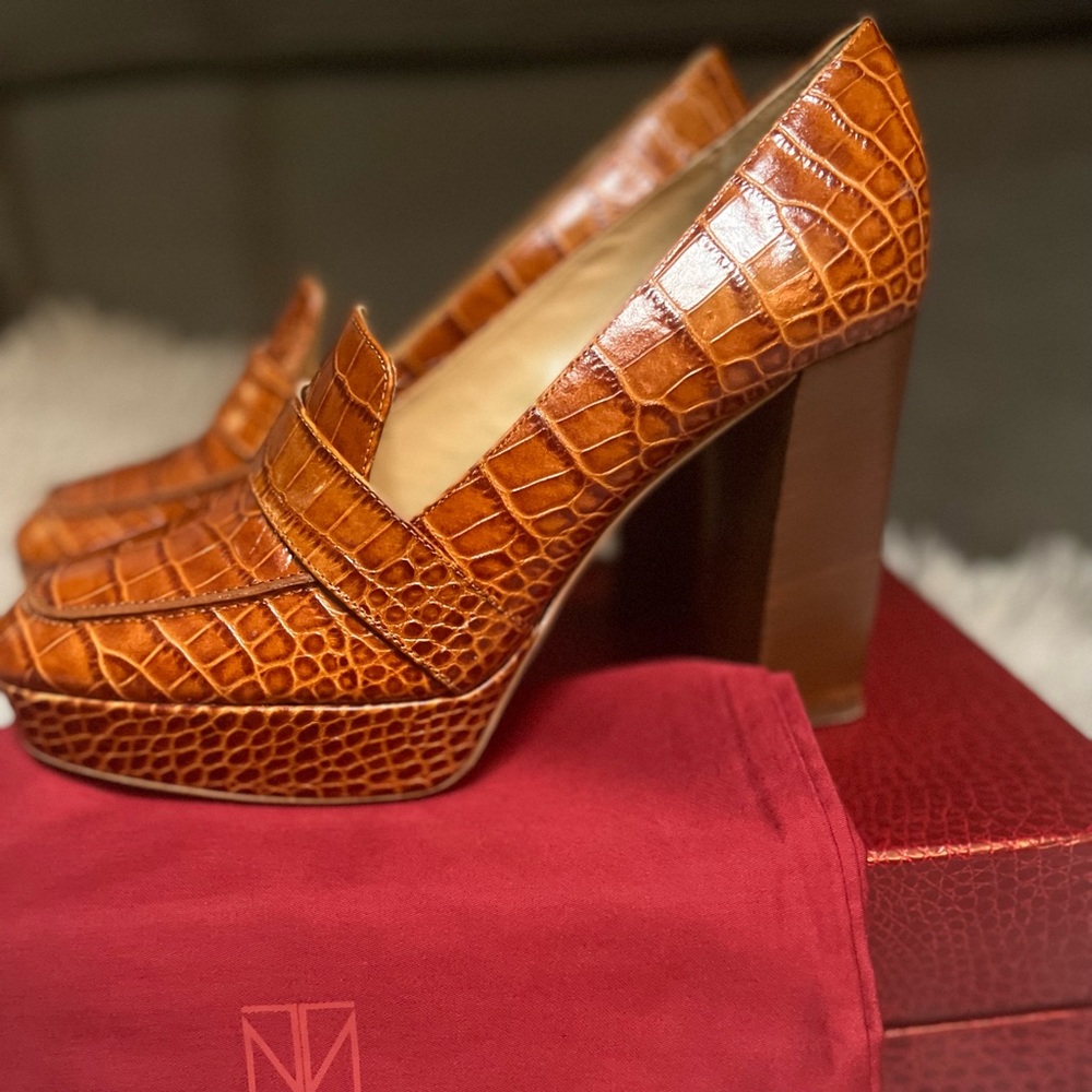 Platform pumps